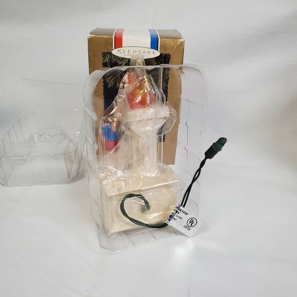 1996 Hallmark Keepsake Ornament Lighting the Flame Olympic Spirit Collection NIB - Picture 3 of 7